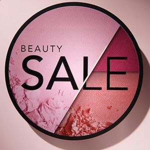 BUNDLE MAKEUP SALE!🔥💄